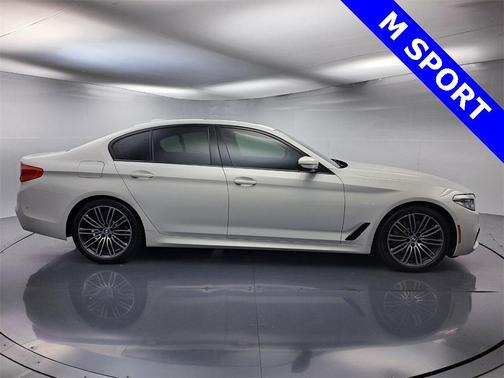 2019 BMW 530 i