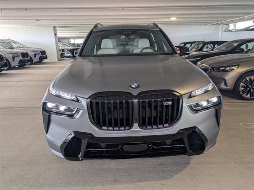 2026 BMW X7 M60i