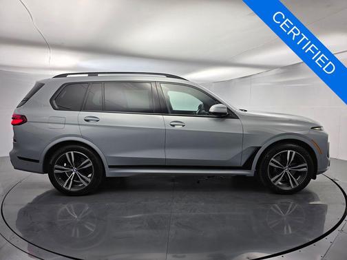 Brooklyn Gray Metallic 2023 BMW X7 xDrive40i