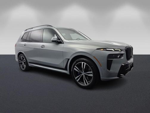 Brooklyn Gray Metallic 2023 BMW X7 xDrive40i