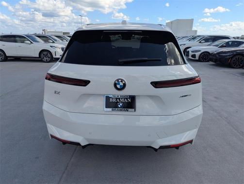 2026 BMW iX xDrive45