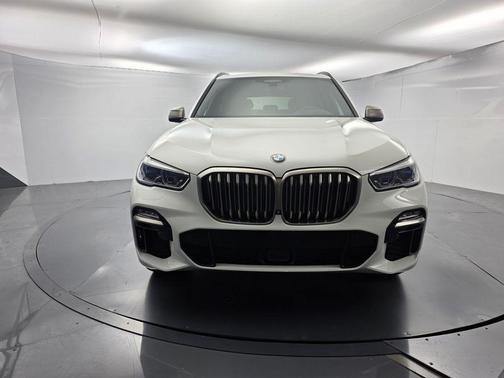 Alpine White 2021 BMW X5 M50i