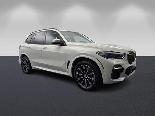 Alpine White 2021 BMW X5 M50i