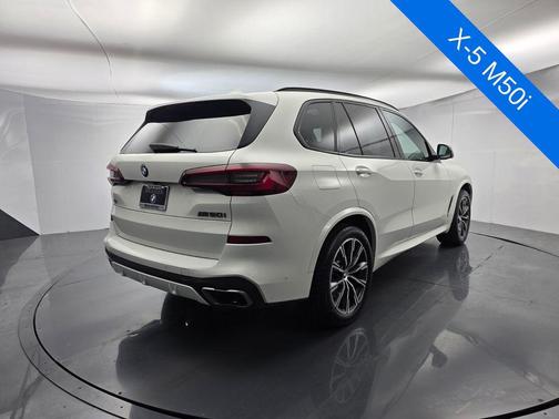 Alpine White 2021 BMW X5 M50i
