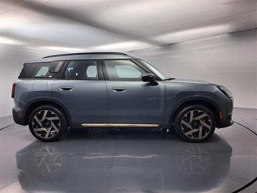 2025 MINI Countryman S