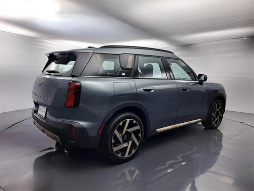 2025 MINI Countryman S