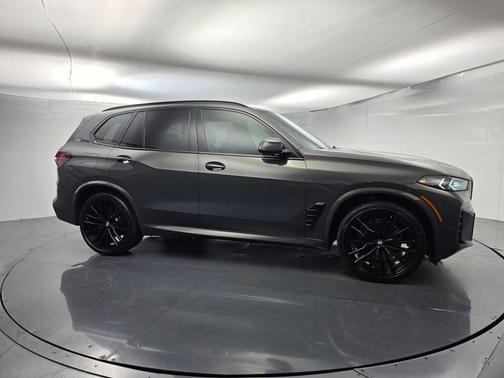 Dravit Gray Metallic 2024 BMW X5 xDrive40i