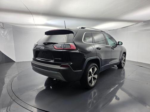 Diamond Black 2020 Jeep Cherokee Limited