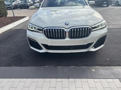 2023 BMW 540 i xDrive