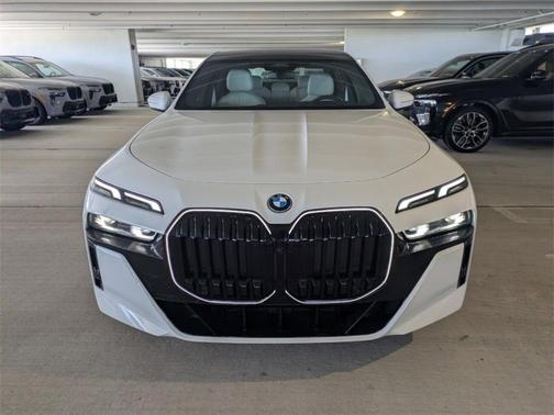 2025 BMW i7 eDrive50