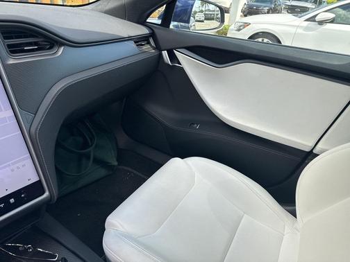 2021 Tesla Model S Performance