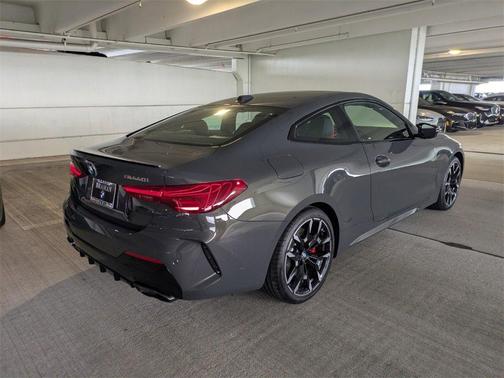 2026 BMW M440 i xDrive