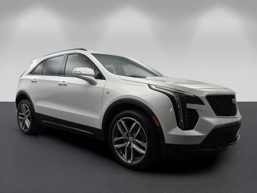 Crystal White Tri-Coat 2023 Cadillac XT4 Sport