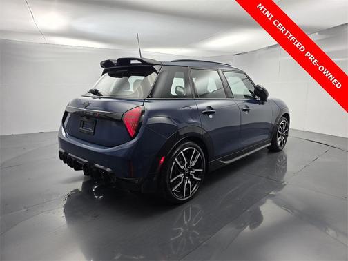 2026 MINI Hardtop ICONIC