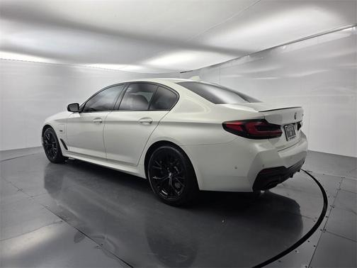2023 BMW 530e 530e