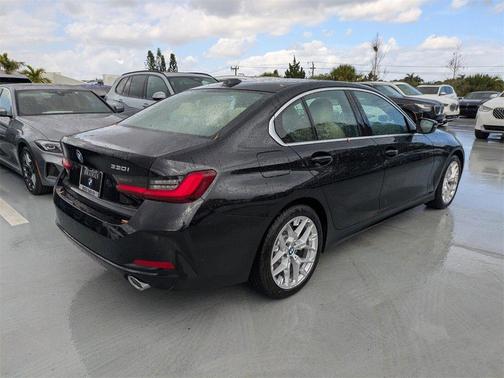 2026 BMW 330 i NA