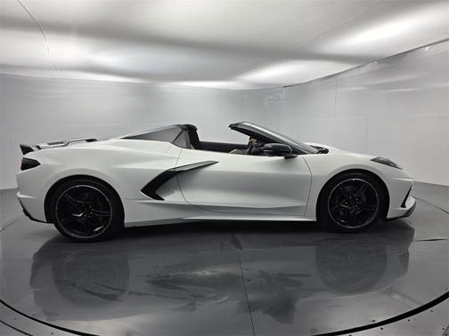 2022 Chevrolet Corvette Stingray w/2LT