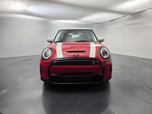 Chili Pepper Red 2024 MINI Hardtop Cooper S
