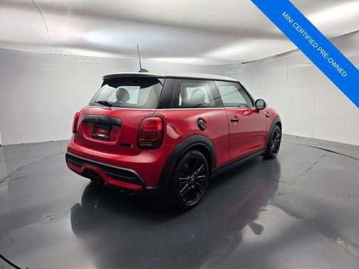 Chili Pepper Red 2024 MINI Hardtop Cooper S