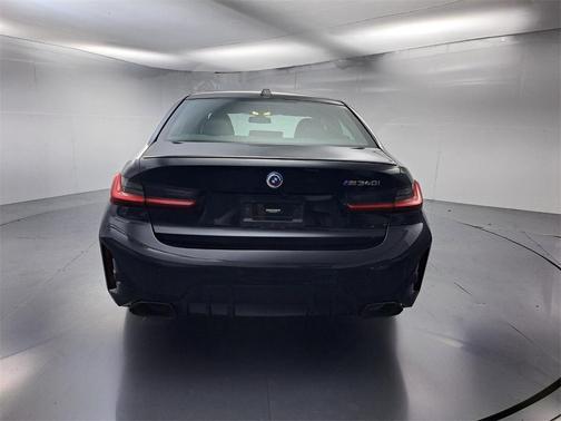 2023 BMW M340 i