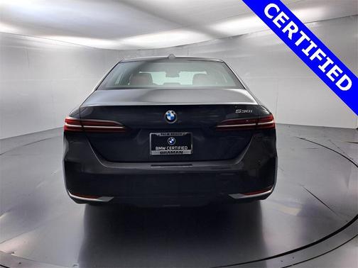 2024 BMW 530 i
