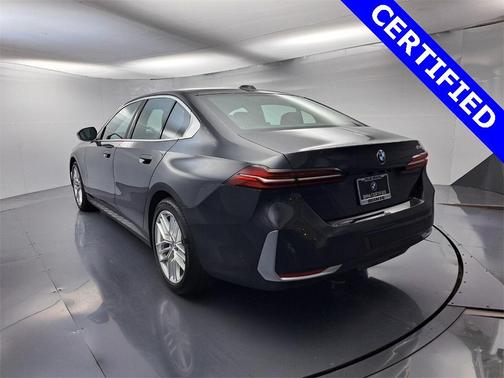 2024 BMW 530 i