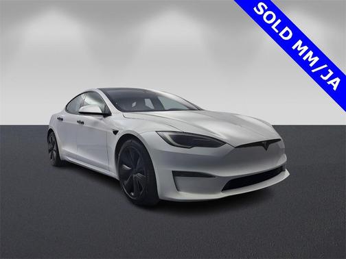 2022 Tesla Model S Base