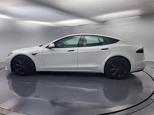 2022 Tesla Model S Base