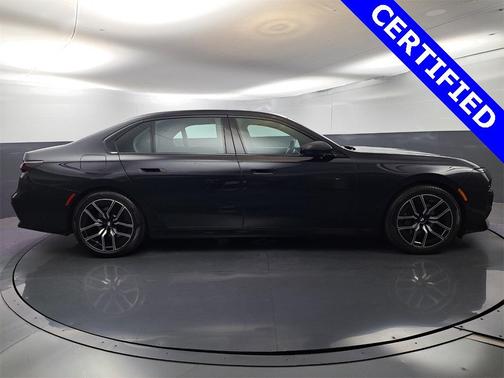 2024 BMW 740 i xDrive