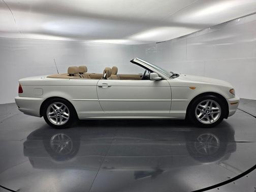Alpine White 2004 BMW 325 Ci