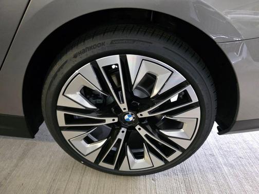 Gray Metallic 2027 BMW 530 i
