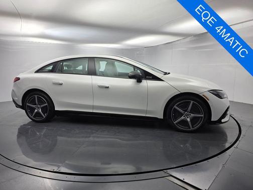 MANUFAKTUR Moonlight White Metallic 2025 Mercedes-Benz EQE 350 Base 4MATIC