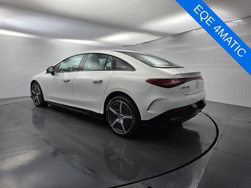 MANUFAKTUR Moonlight White Metallic 2025 Mercedes-Benz EQE 350 Base 4MATIC