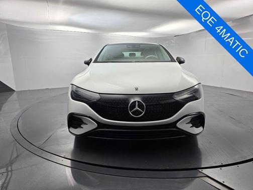 MANUFAKTUR Moonlight White Metallic 2025 Mercedes-Benz EQE 350 Base 4MATIC