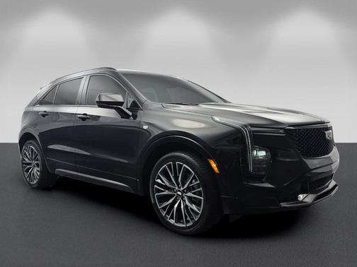 Stellar Black Metallic 2024 Cadillac XT4 Sport