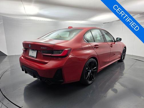 Melbourne Red Metallic 2023 BMW 330 i