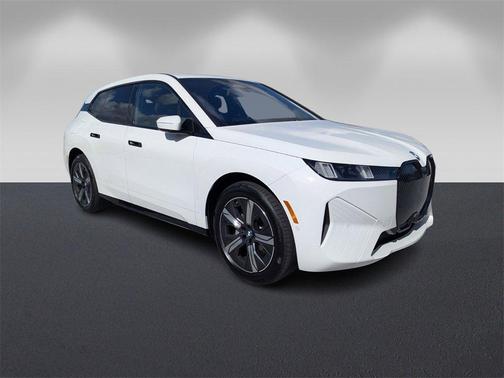 2026 BMW iX xDrive45