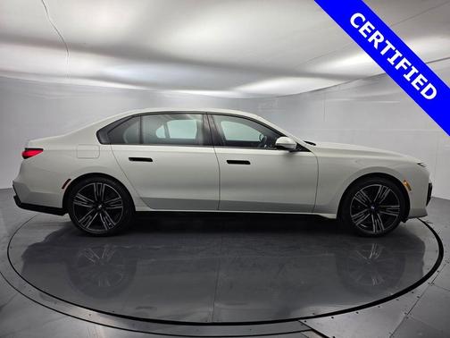 2024 BMW 760 760i xDrive