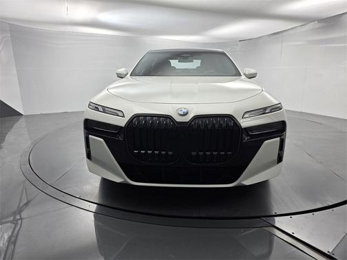 2024 BMW 760 760i xDrive