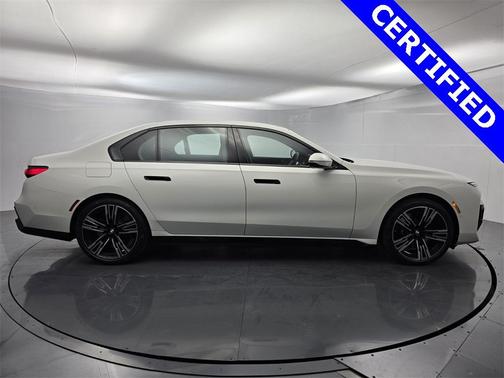 2024 BMW 760 760i xDrive