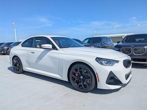 2025 BMW 230 i