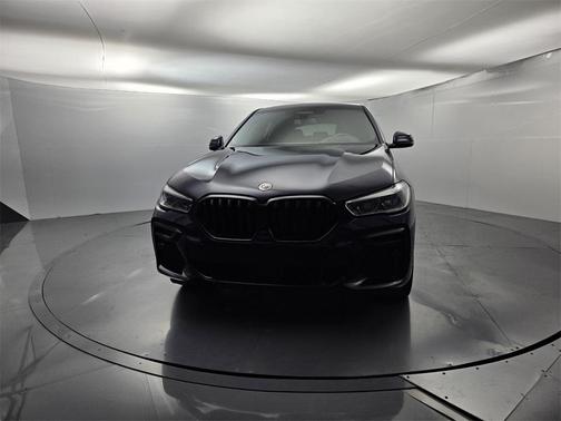 2023 BMW X6 M50i
