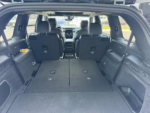 2024 Jeep Grand Cherokee L Overland