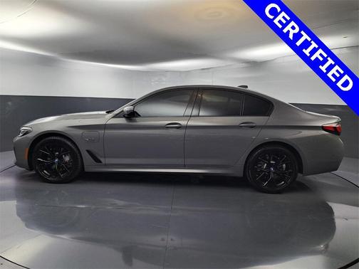 2022 BMW 530e 530e