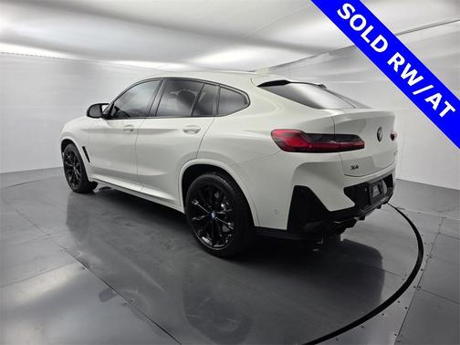 2023 BMW X4 M40i