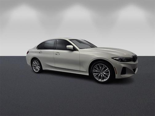 2023 BMW 330 i