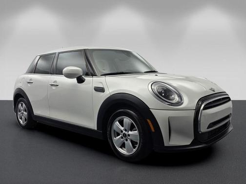 White Metallic 2024 MINI Hardtop Cooper