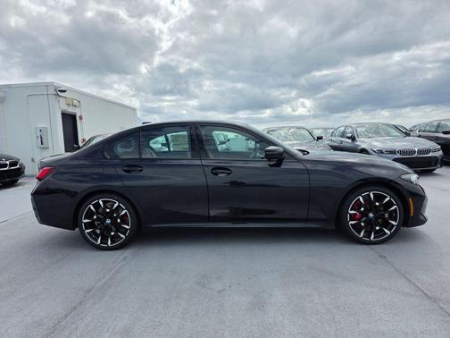 Black Sapphire Metallic 2026 BMW 330 i NA