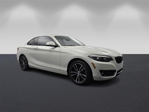 2020 BMW 230 i