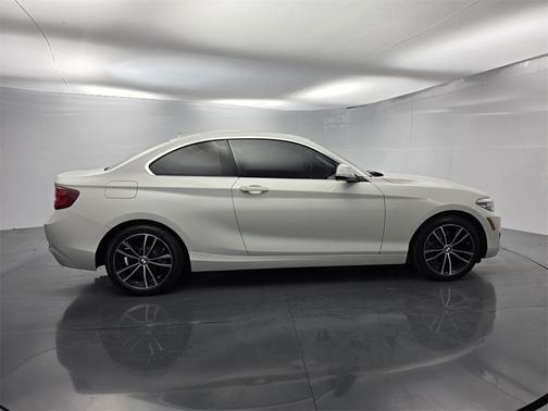 2020 BMW 230 i